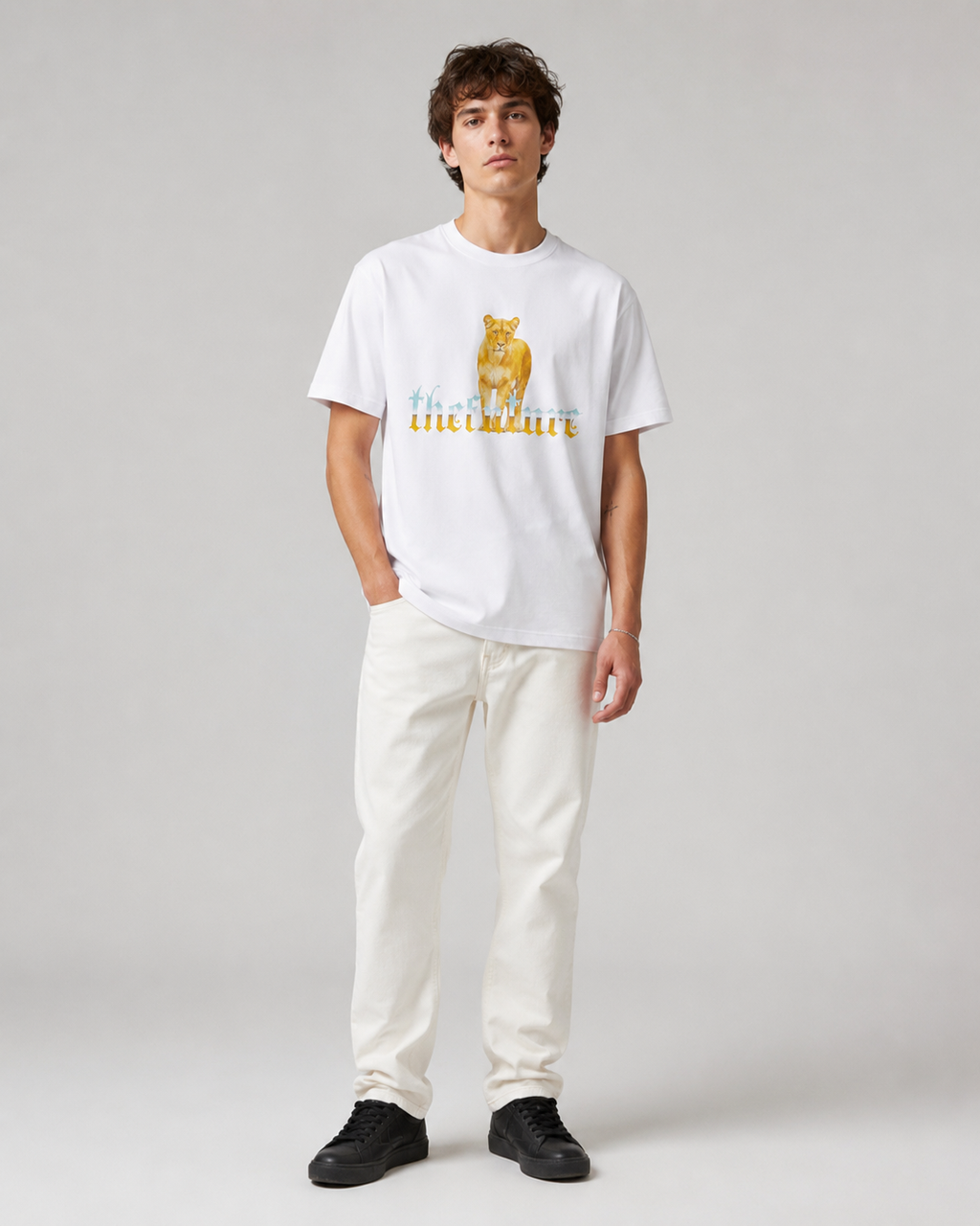 LION TEE