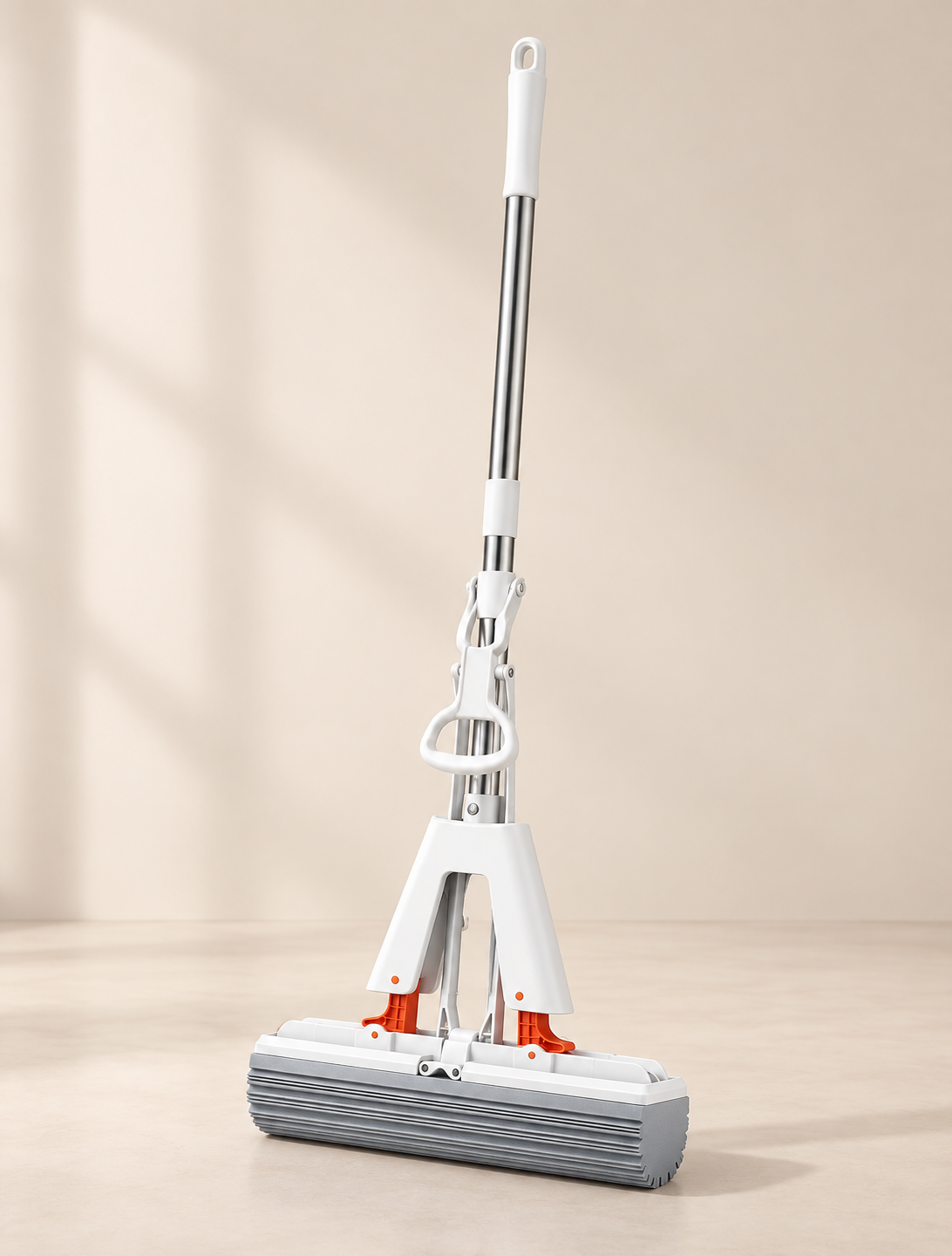 Hands-Free Self-Cleaning Flat Mop